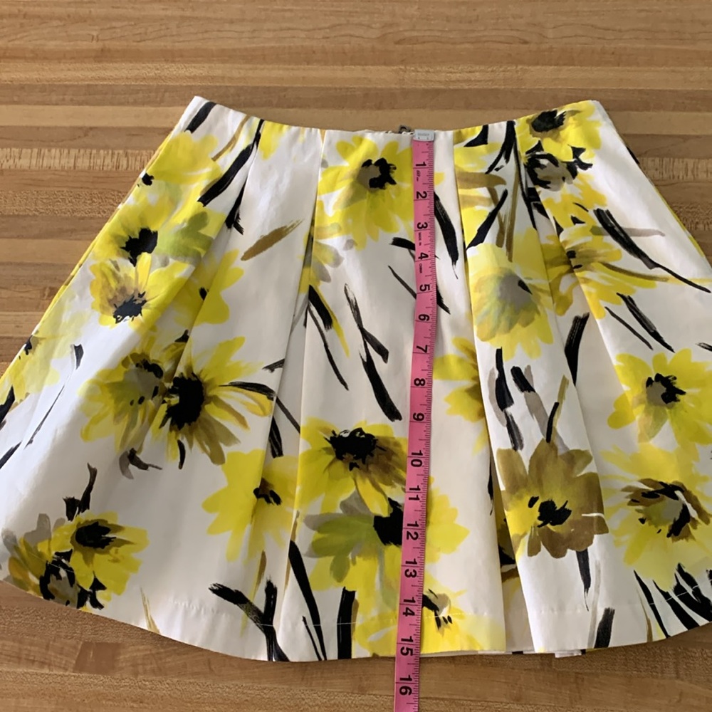 Alice & Olivia Conner Lampshade Skirt Size 2 - Picture 11 of 11